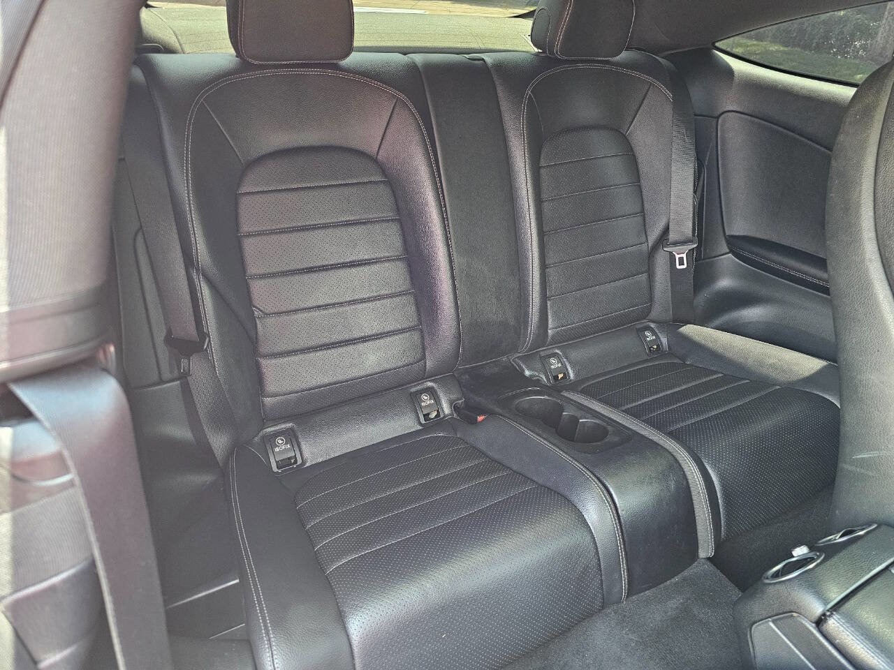 Used 2018 Mercedes-Benz C 300 4MATIC Coupe image 35