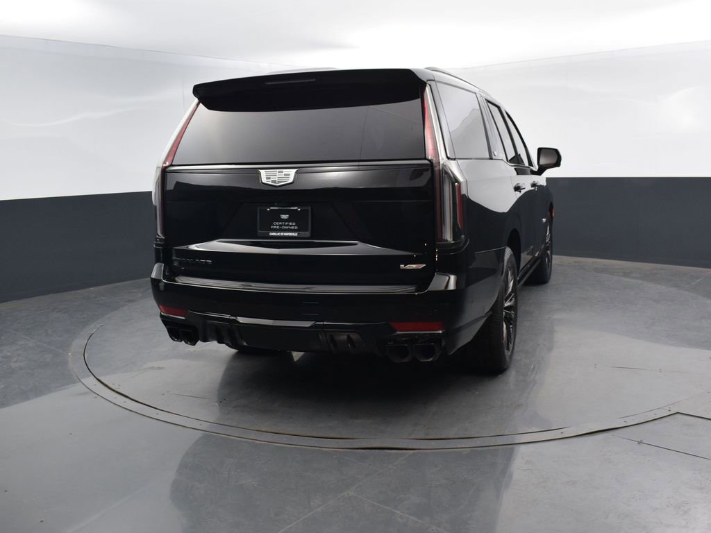 Used 2024 Cadillac Escalade V w/ LPO, ONYX Package image 5