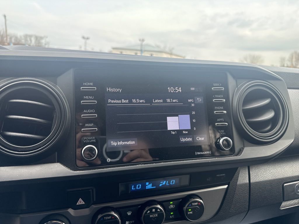 Used 2022 Toyota Tacoma SR image 29