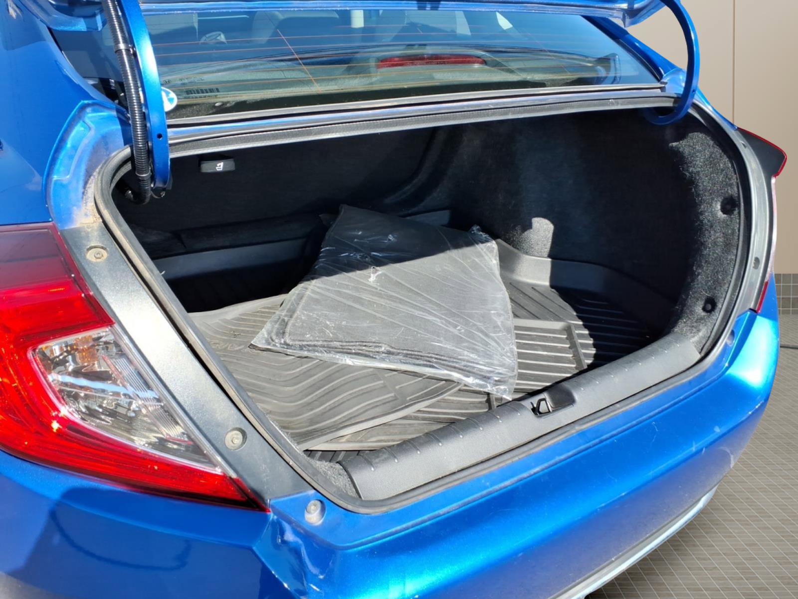 Used 2019 Honda Civic LX image 12