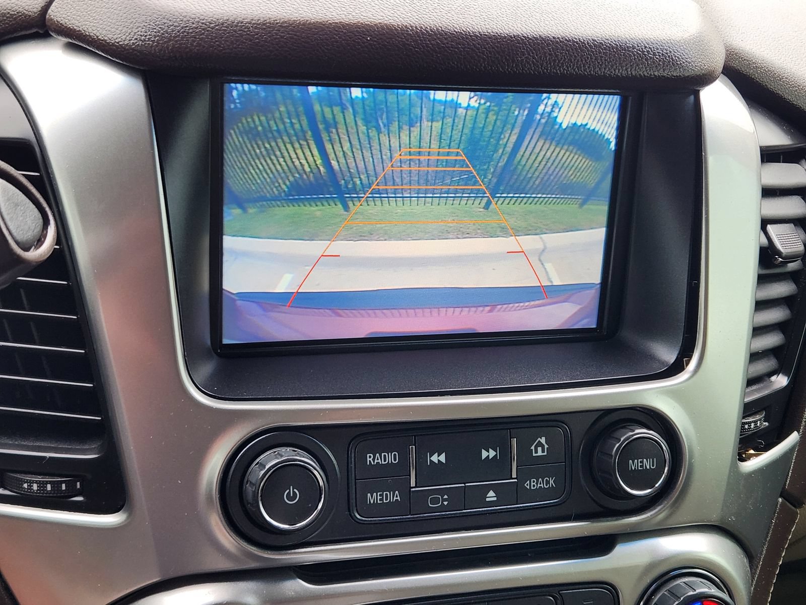 Used 2016 Chevrolet Tahoe LT RWD image 19