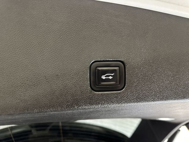 Used 2021 Cadillac XT6 Sport image 31