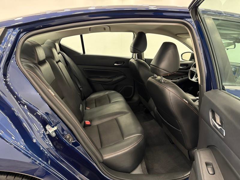 Used 2022 Nissan Altima 2.5 SR image 39