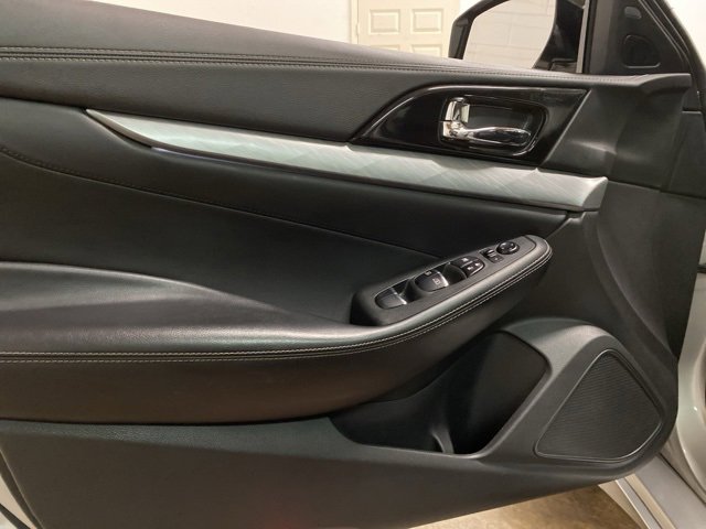 Used 2016 Nissan Maxima 3.5 SL image 31