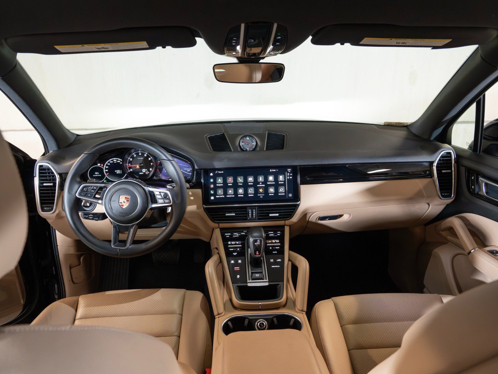 Certified 2022 Porsche Cayenne AWD/4WD image 22