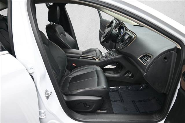 Used 2015 Chrysler 200 C w/ Navigation & Sound Group I FWD image 28