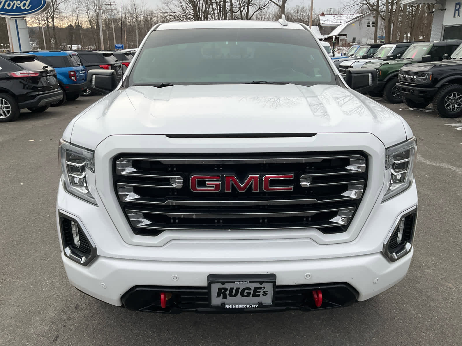 Used 2019 GMC Sierra 1500 AT4 w/ AT4 Premium Package image 9