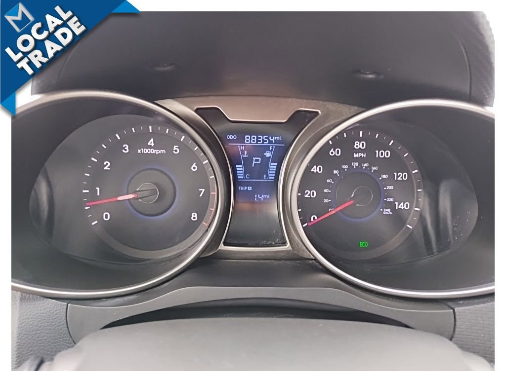Used 2012 Hyundai Veloster FWD image 25