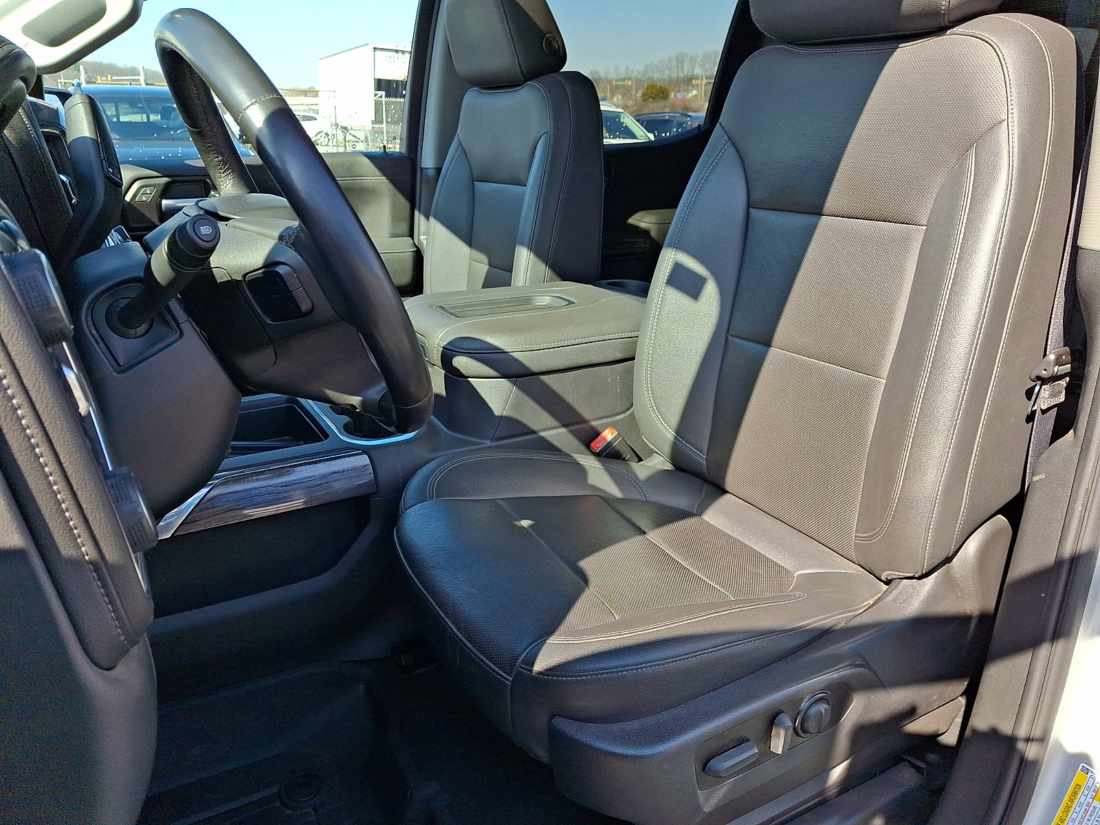 Certified 2022 Chevrolet Silverado 1500 LTZ w/ LTZ Premium Package image 13