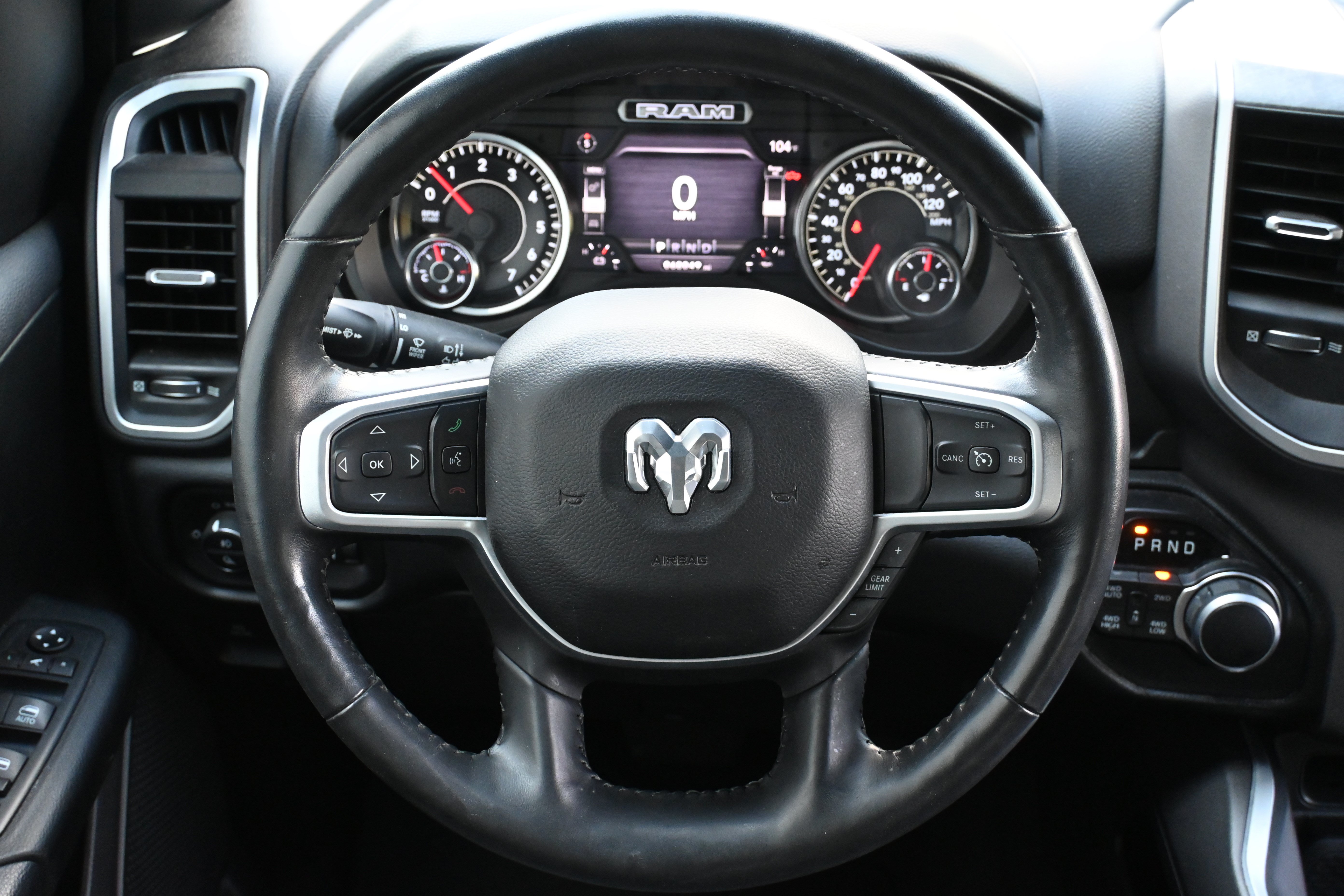 Used 2020 RAM 1500 Big Horn AWD/4WD image 17