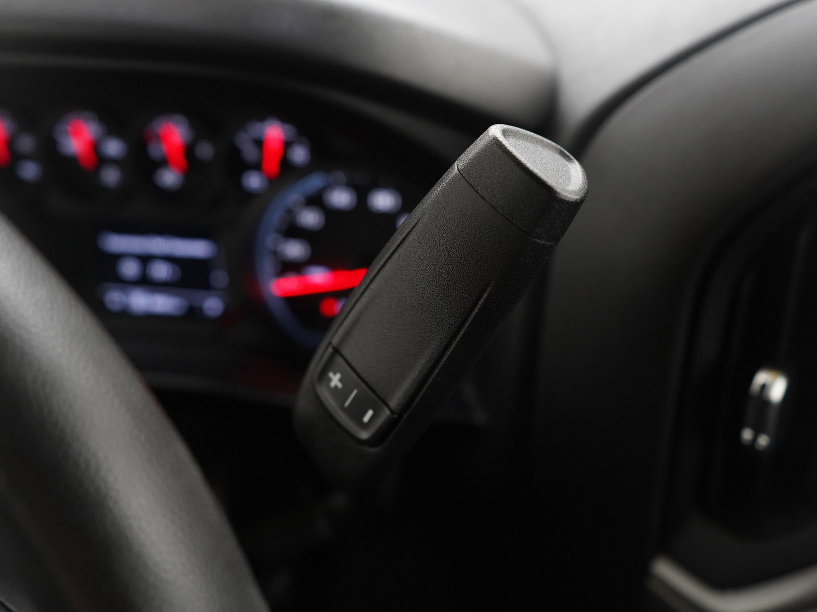 Used 2022 Chevrolet Silverado 1500 Custom Trail Boss AWD/4WD image 23