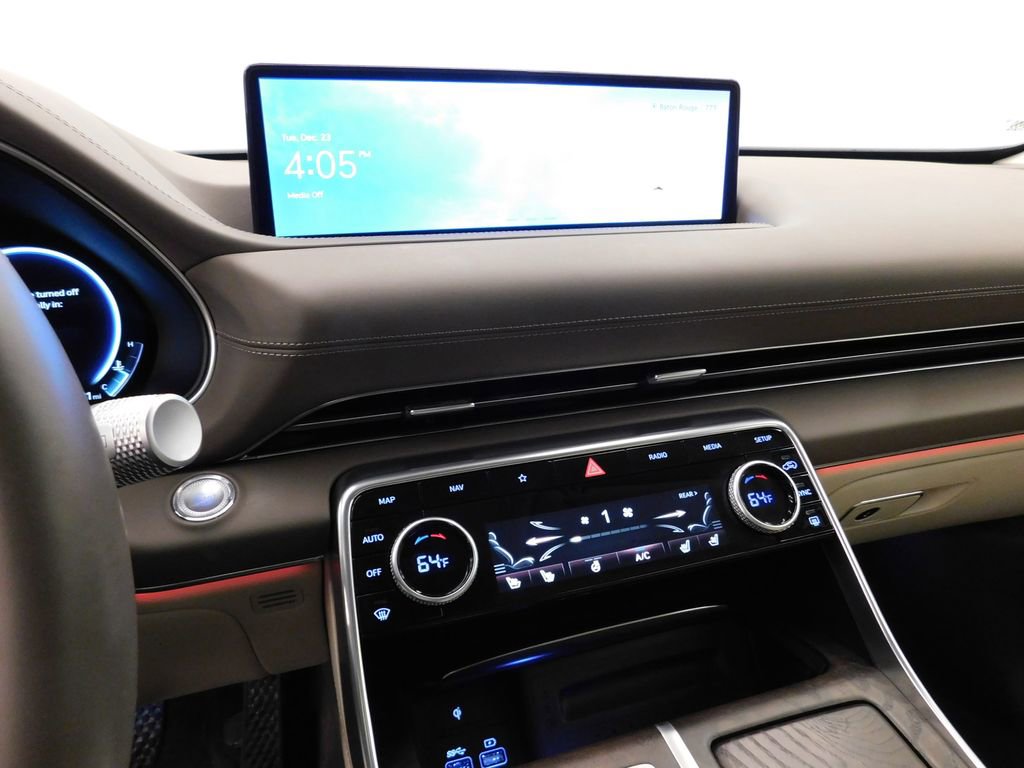 Used 2024 Genesis GV80 2.5T w/ Prestige Package image 30