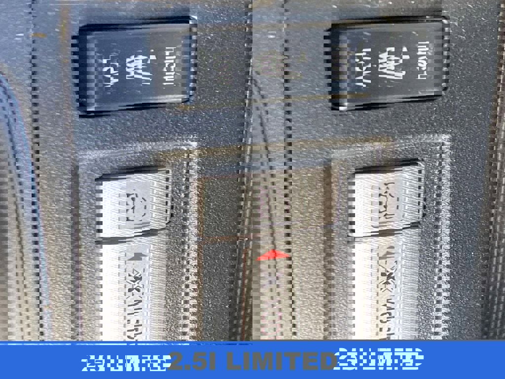 Used 2017 Subaru Forester 2.5i Limited image 31