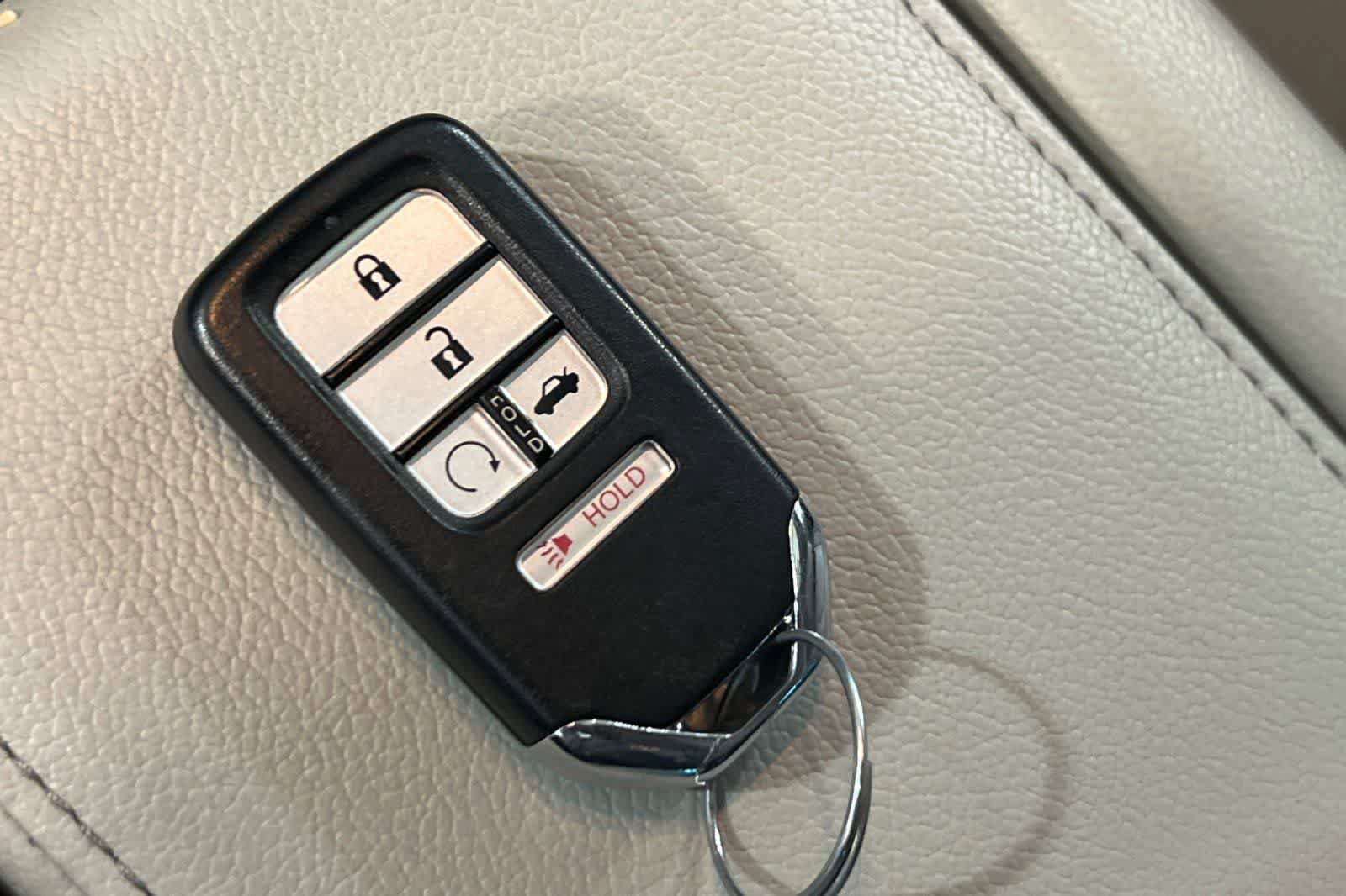 Used 2022 Honda Insight Touring image 27