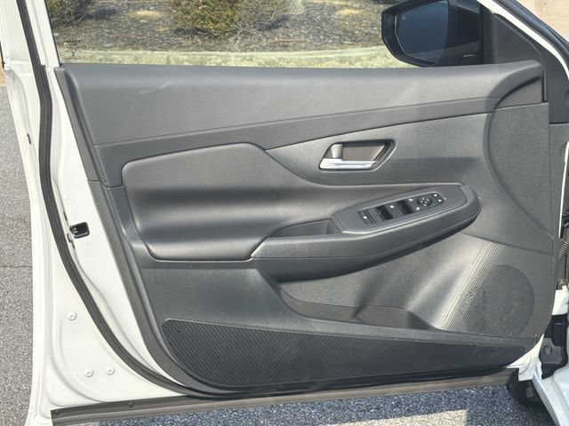 Certified 2026 Nissan Sentra SV w/ SV Convenience Package FWD image 18