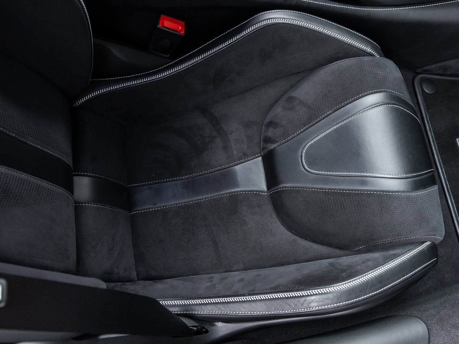 Used 2020 McLaren 720S Spider image 40