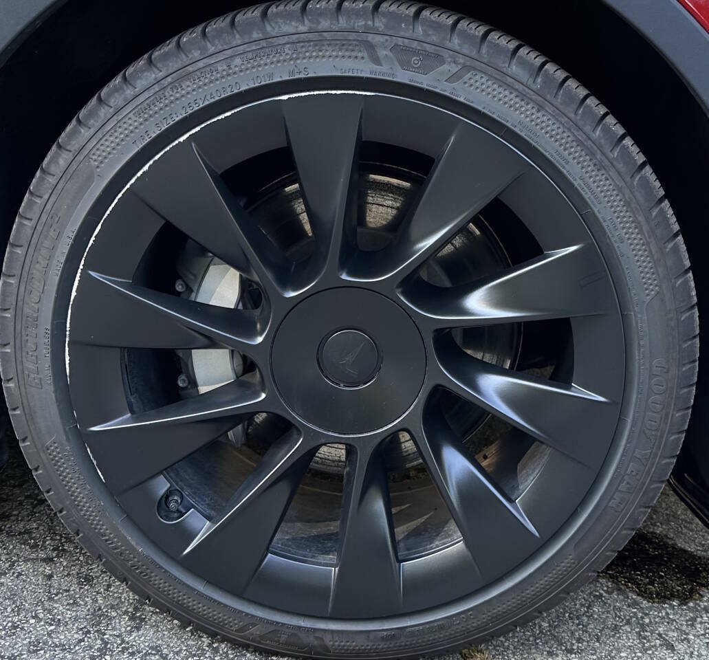 Used 2021 Tesla Model Y Long Range AWD/4WD image 12