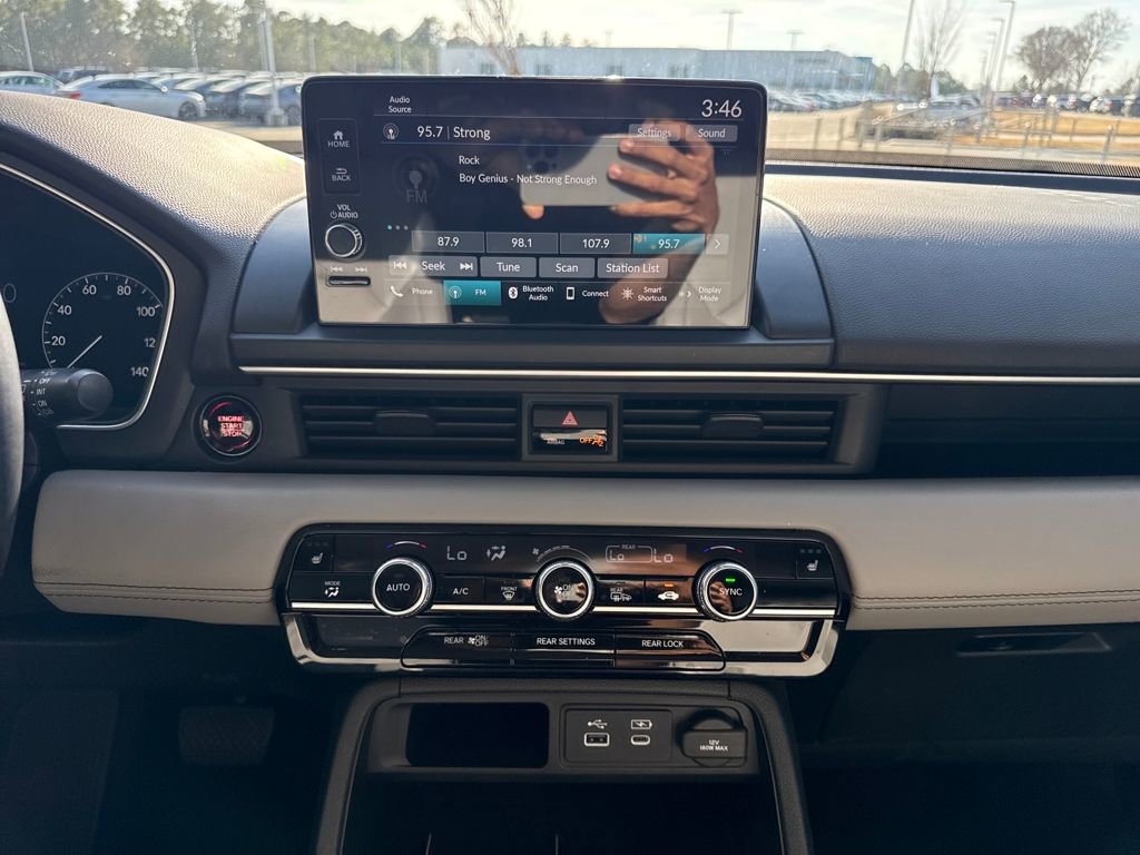 Used 2023 Honda Pilot EX-L image 17