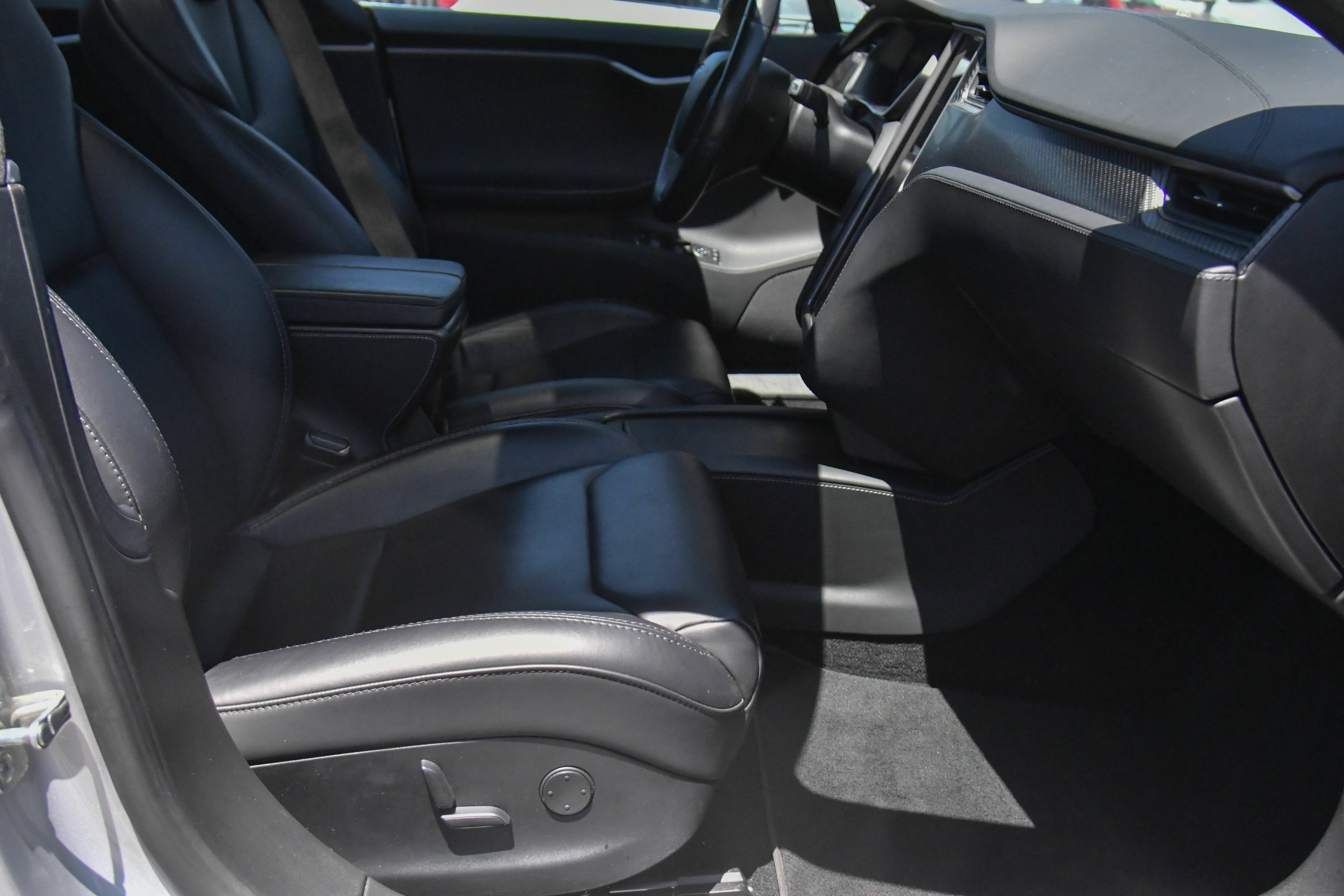 Used 2018 Tesla Model S 75D AWD/4WD image 44