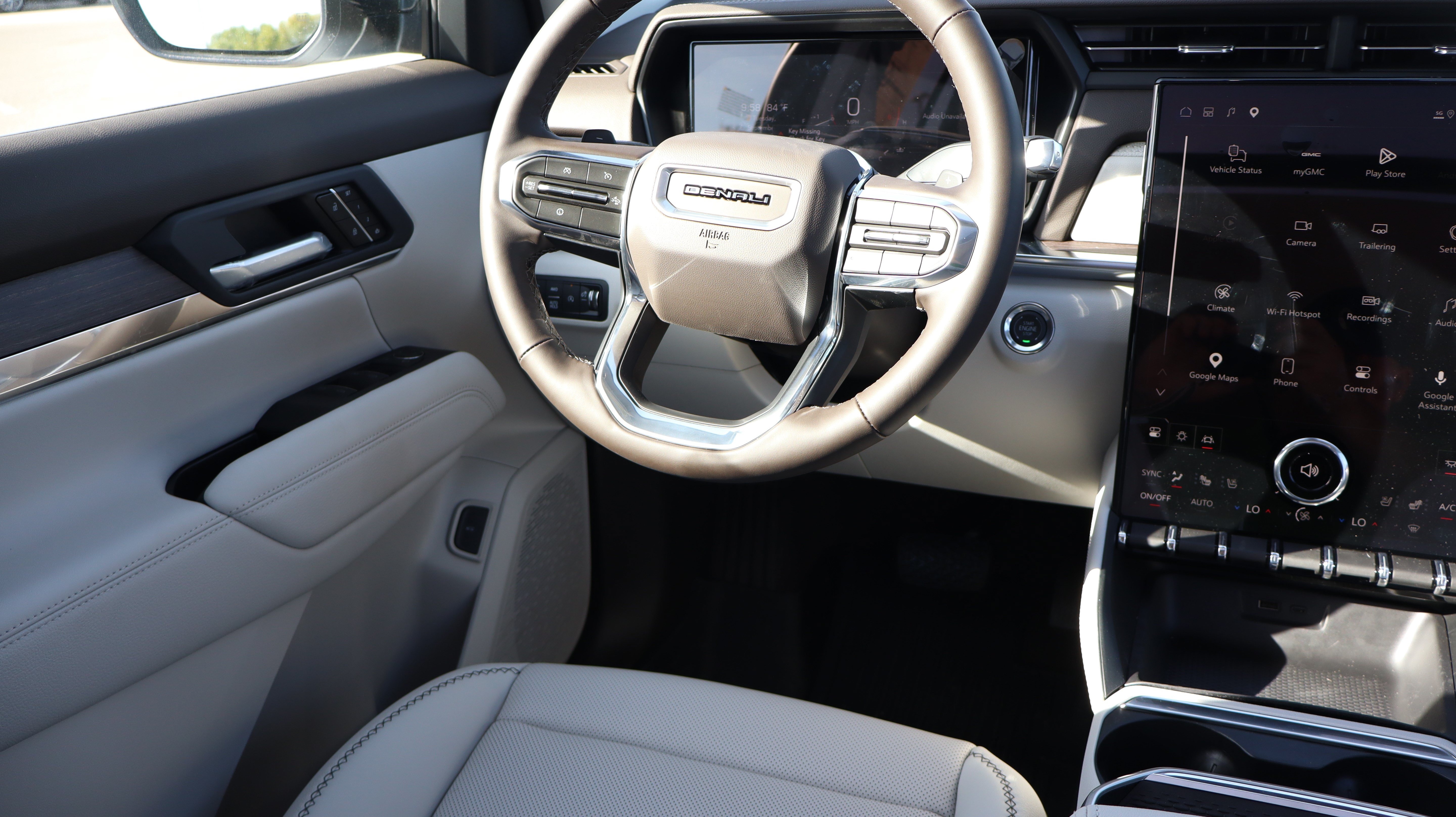 New 2027 GMC Terrain Denali w/ LPO, Black Badging Package AWD/4WD image 9