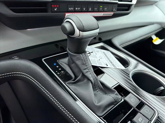 New 2026 Toyota Sienna XSE FWD image 30