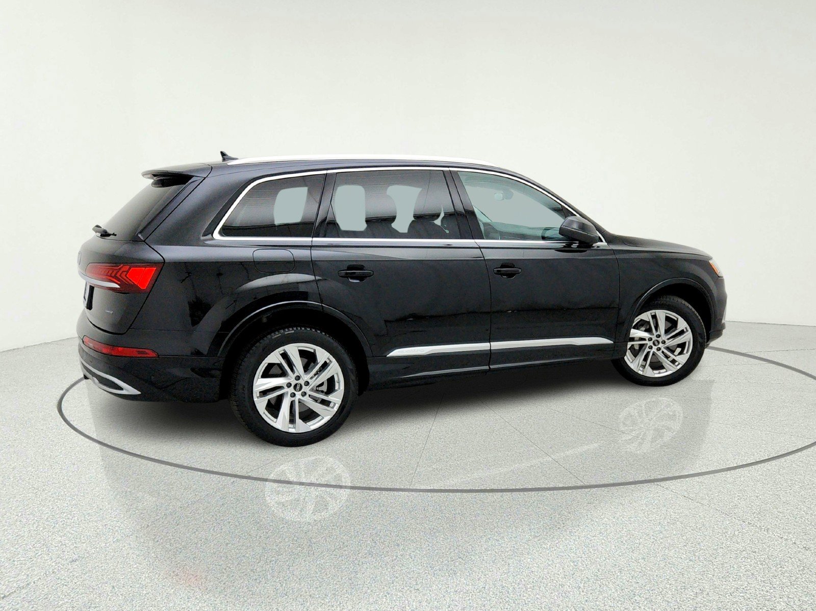 Used 2023 Audi Q7 3.0T Premium Plus w/ Premium Plus Package AWD/4WD image 8
