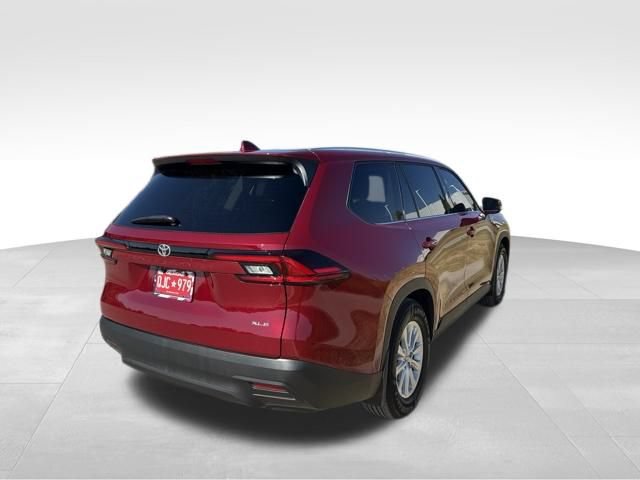 Used 2025 Toyota Grand Highlander FWD image 3