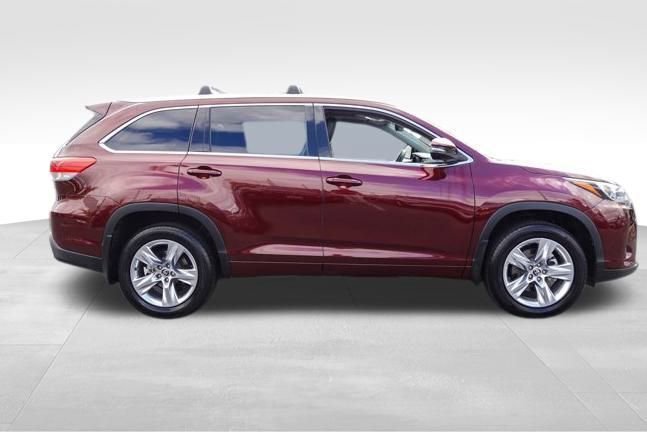 Used 2018 Toyota Highlander Limited video 2
