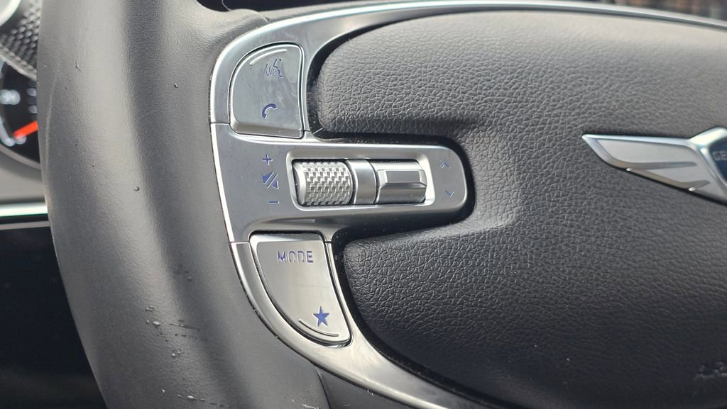 Used 2025 Genesis GV70 2.5T image 69