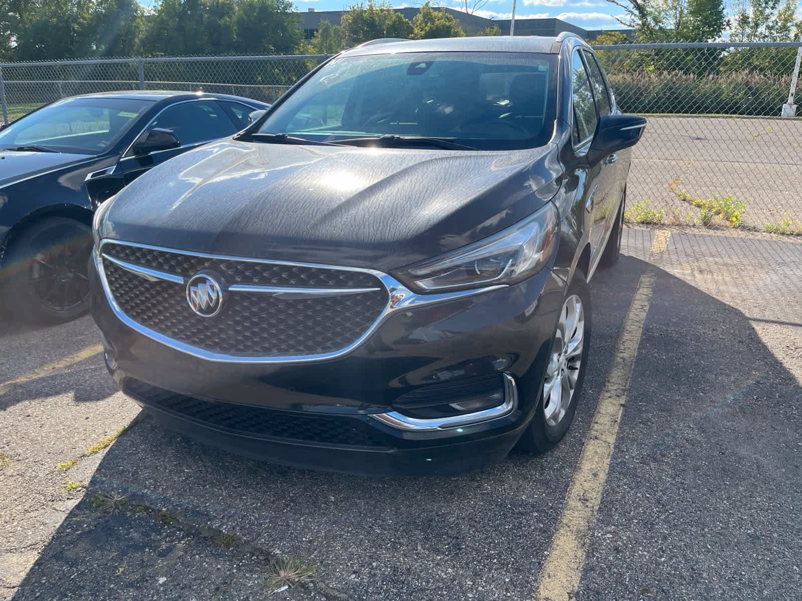 Used 2018 Buick Enclave Avenir FWD image 3