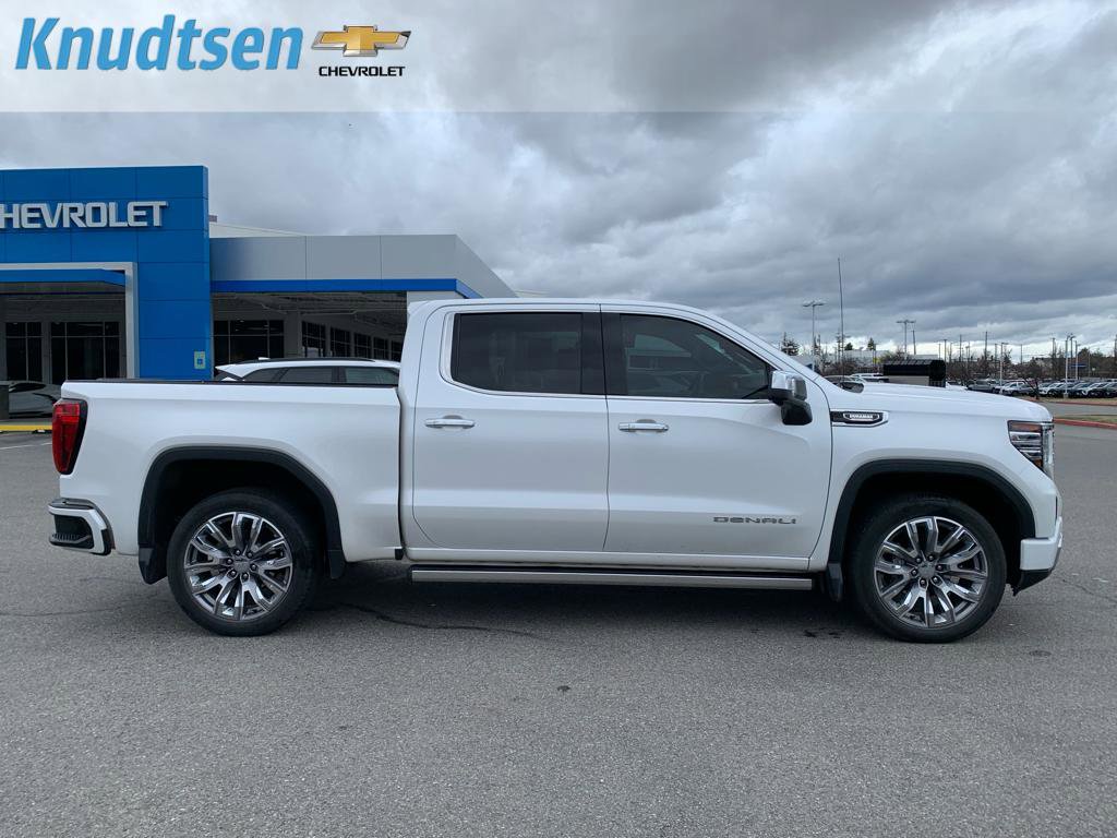 Used 2024 GMC Sierra 1500 Denali w/ Denali Reserve Package image 8