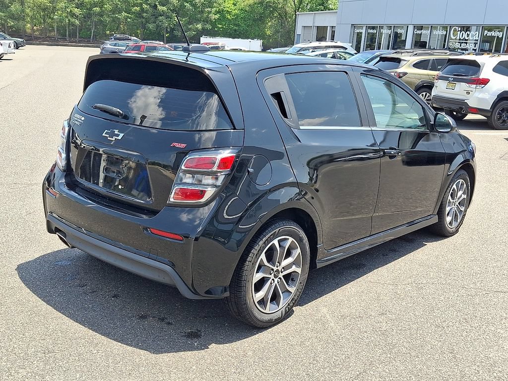 Used 2020 Chevrolet Sonic LT w/ Convenience Package FWD image 9