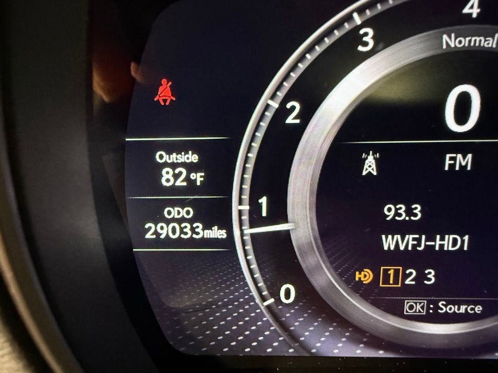 Used 2022 Lexus LS 500 w/ Interior Upgrade Package RWD image 28