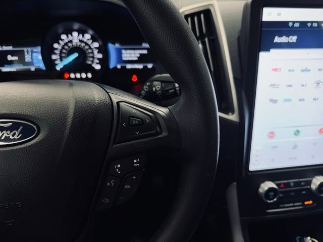 Used 2023 Ford Edge SE image 25