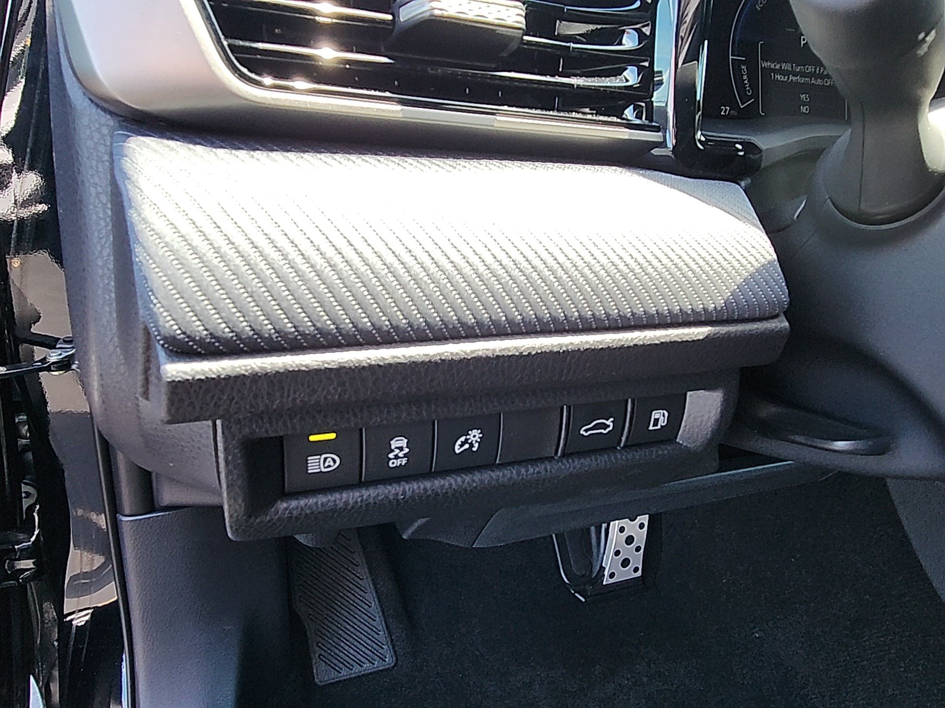 Used 2026 Toyota Camry SE w/ Convenience Package FWD image 12