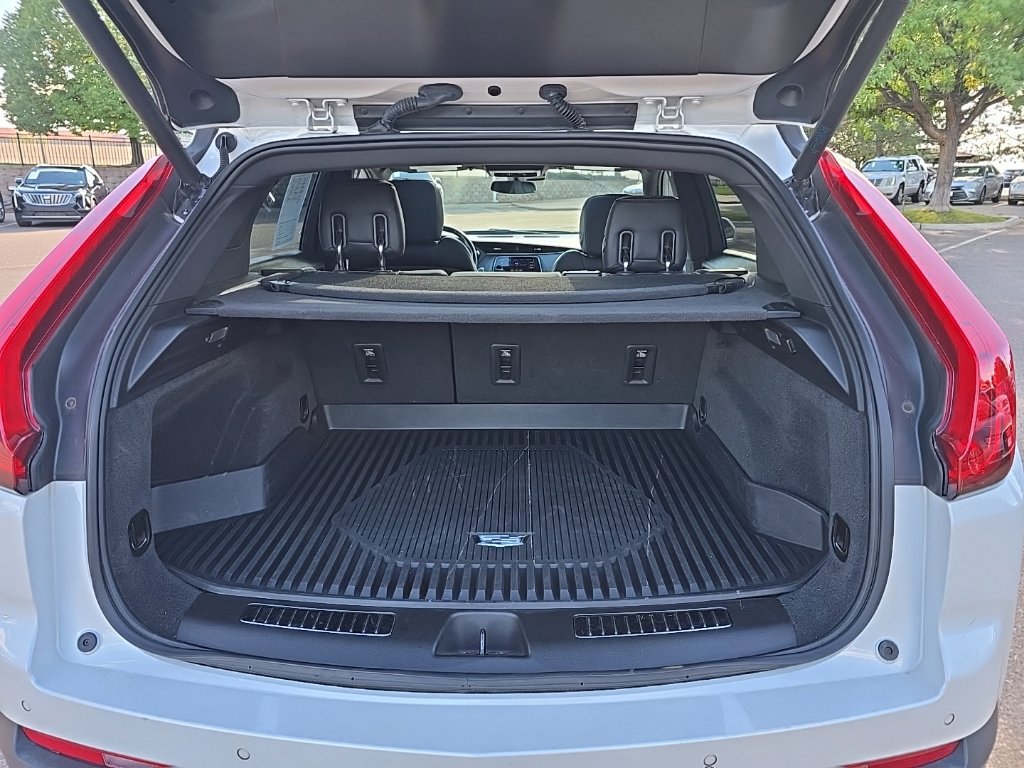 Used 2020 Cadillac XT4 Premium Luxury AWD/4WD image 15