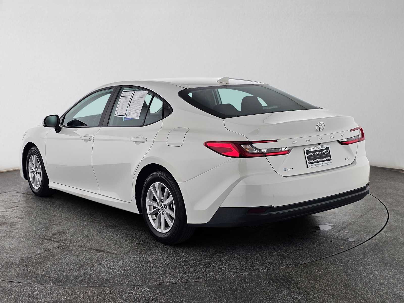 Used 2025 Toyota Camry LE FWD image 5