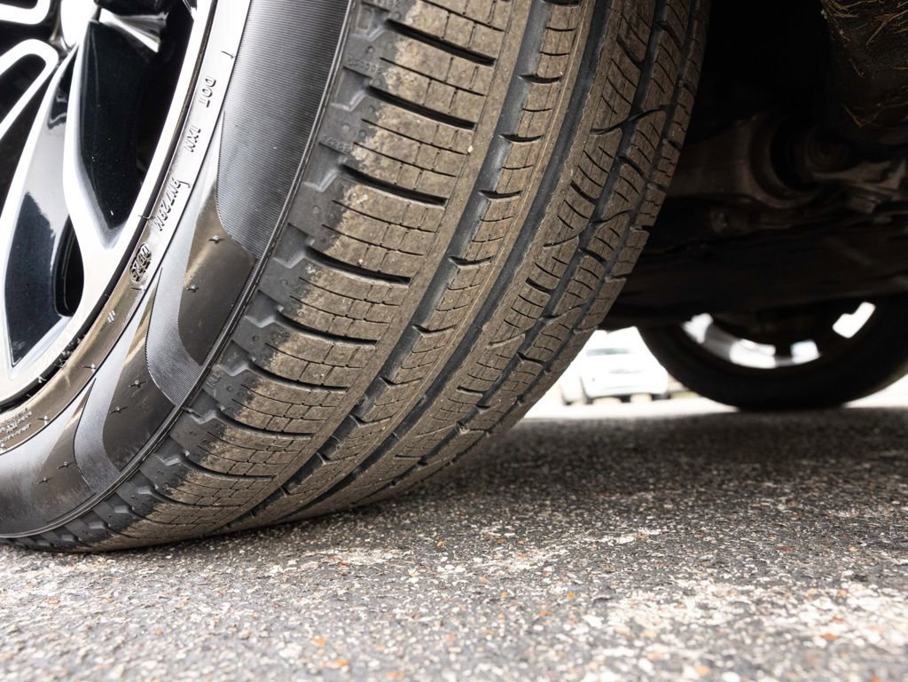 Used 2023 Bentley Bentayga Extended Wheelbase image 91