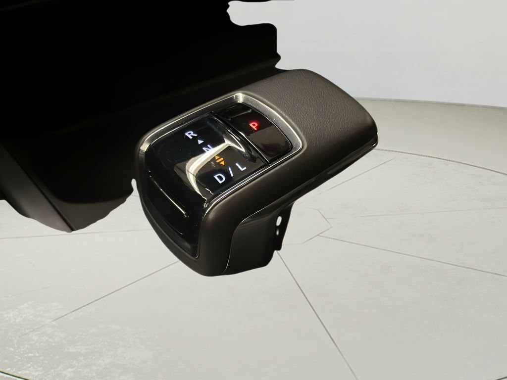 Certified 2022 GMC Sierra 1500 SLT w/ SLT Convenience Package image 30