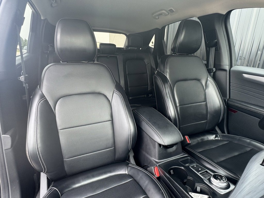 Used 2023 Ford Escape Platinum image 23