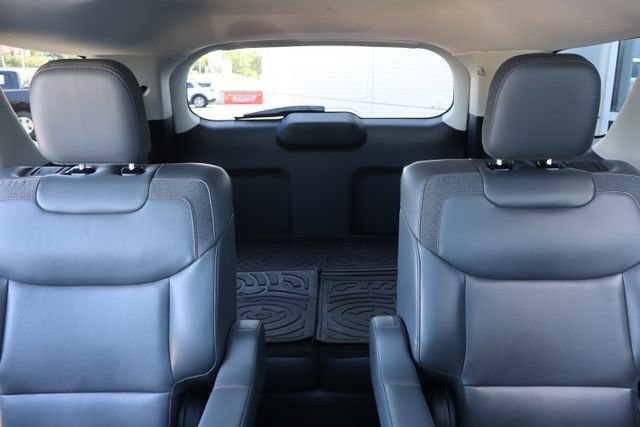 Certified 2025 Ford Explorer Active w/ Active Comfort Package AWD/4WD image 33