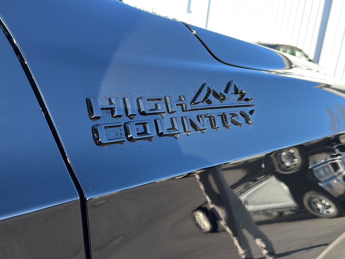 New 2026 Chevrolet Suburban High Country image 13