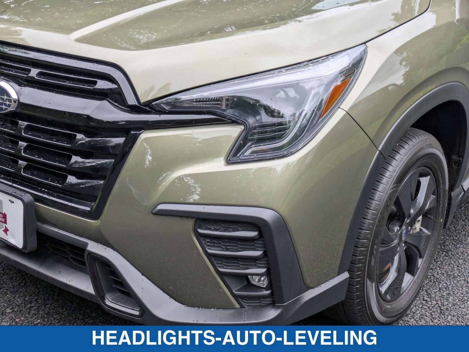 Certified 2026 Subaru Ascent Premium AWD/4WD image 10