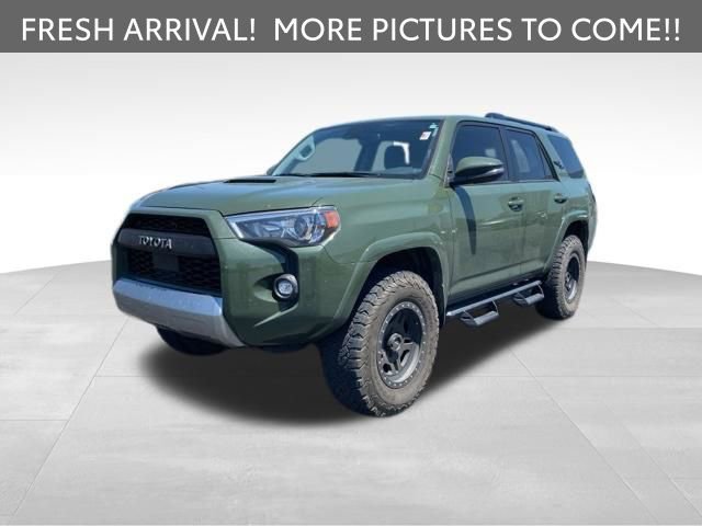 Used 2022 Toyota 4Runner TRD Off-Road Premium w/ Moonroof Package AWD/4WD image 1