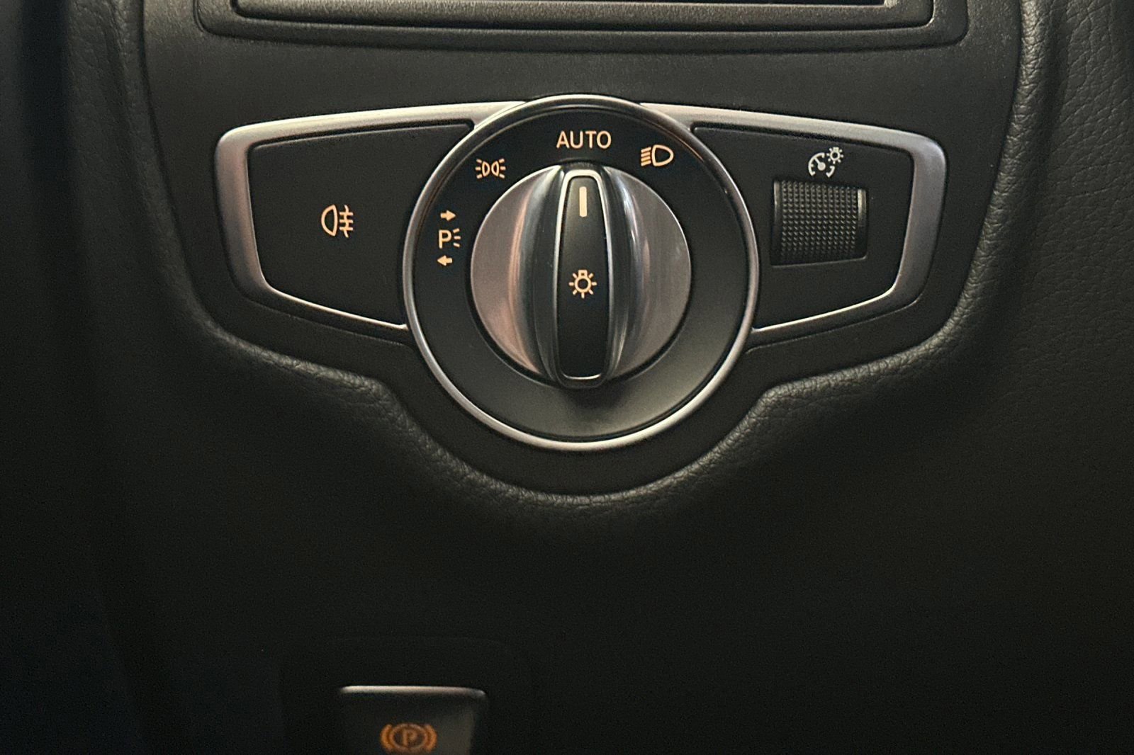 Certified 2021 Mercedes-Benz GLC 300 4MATIC Coupe image 36