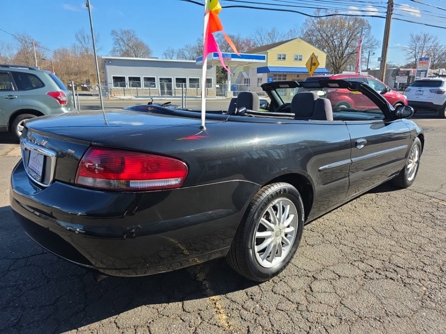 Used 2006 Chrysler Sebring Convertible image 6