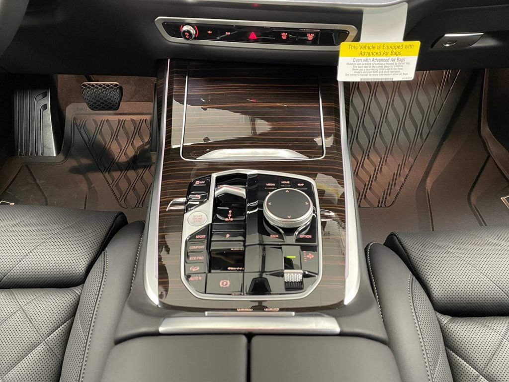 New 2027 BMW X7 xDrive40i AWD/4WD image 10