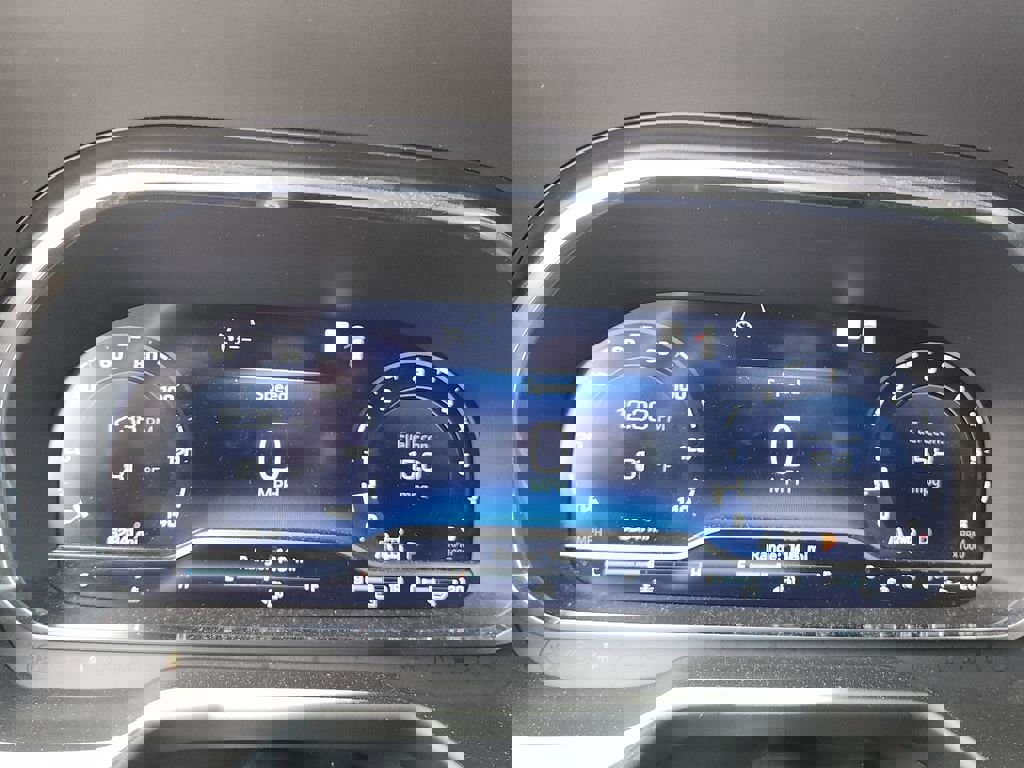 Certified 2022 Chevrolet Tahoe Z71 w/ Luxury Package AWD/4WD image 31