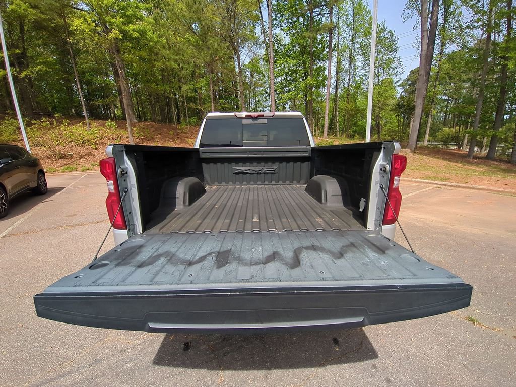 Used 2022 Chevrolet Silverado 1500 ZR2 w/ Technology Package image 33