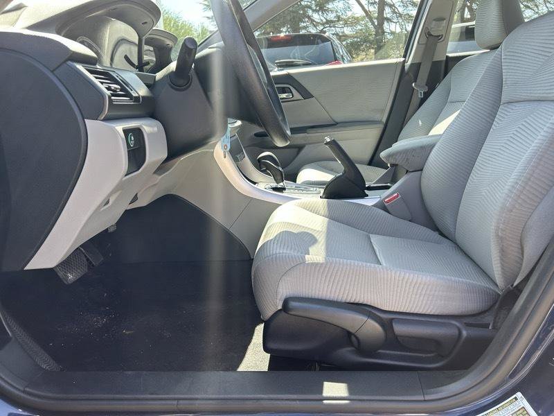 Used 2015 Honda Accord LX image 5